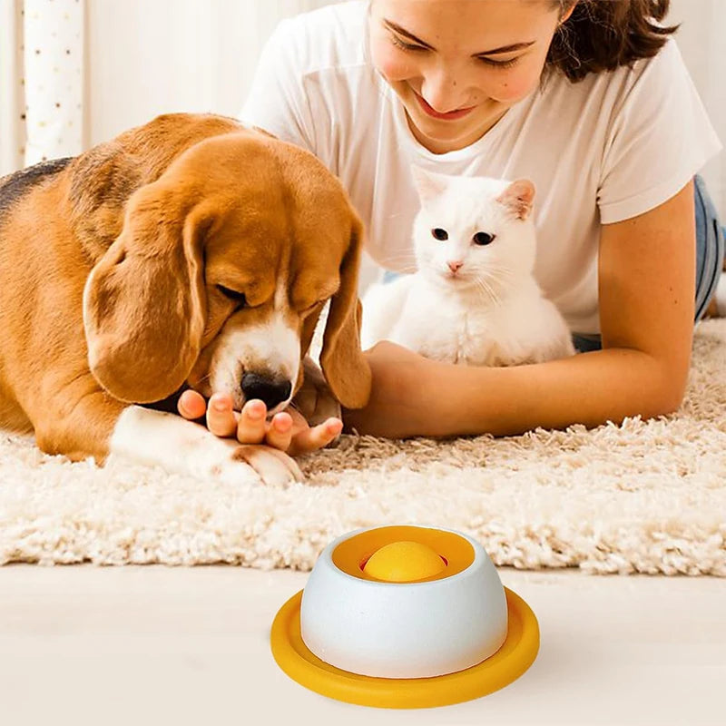 NeW Yogurt Licking Plate Antispill Cat Teasing Slow Feeder Interactive Snack Bowl Dog Bite Resistant Slow Food Plate Licking Mat
